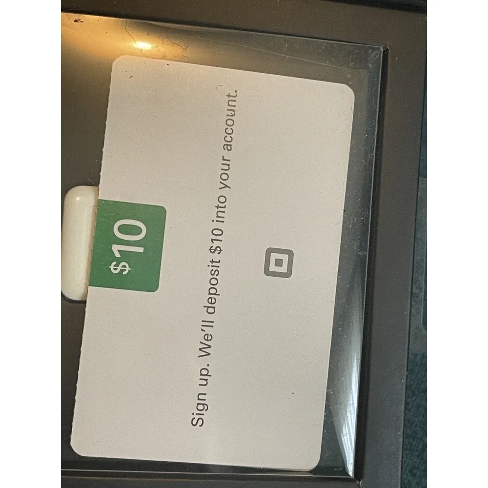 NEW Square Credit Card Reader for iPhone, iPad &‎ Android
